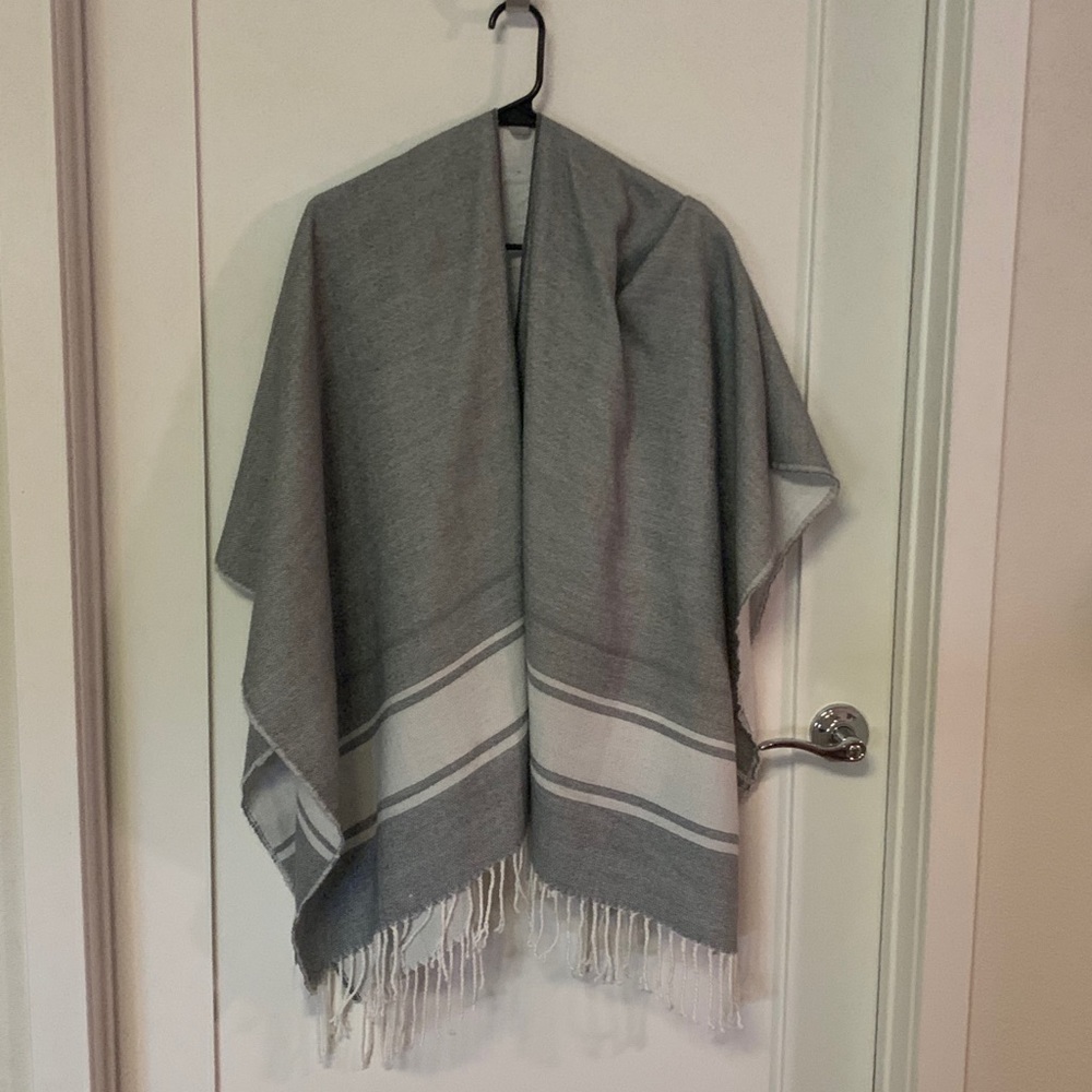 Banana republic shawl